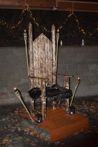 20251205 peklo-na-klubovne 01